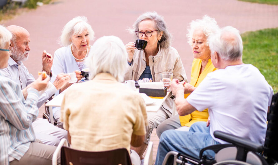 Vivre autrement après 60 ans : Les secrets des habitats alternatifs pour seniors !