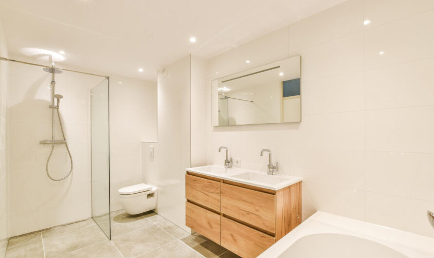 Aménager une salle de bain senior-friendly : Les indispensables pour un espace sécurisé et confortable